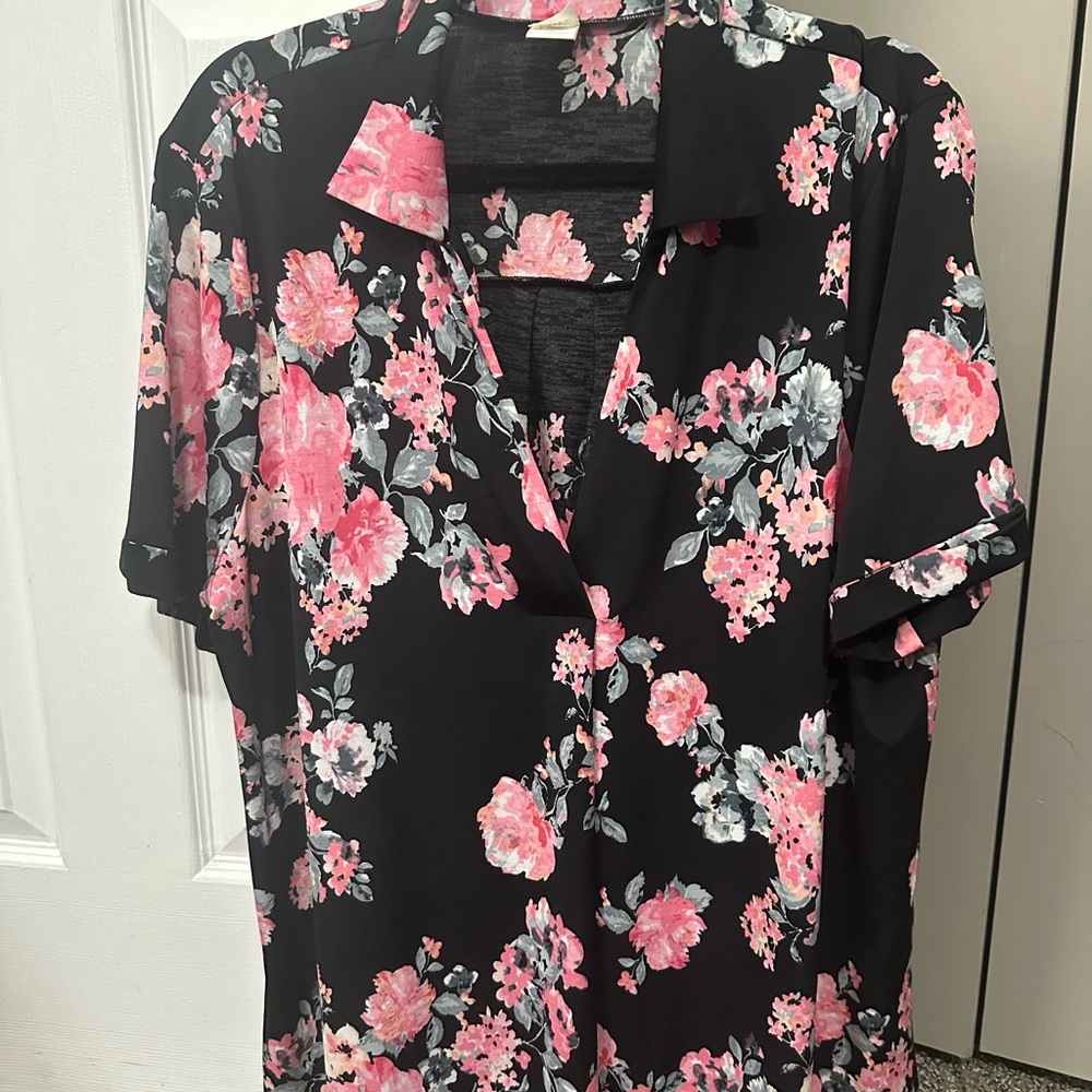 Sew In Love Black and Pink Blouse with Notched Collar